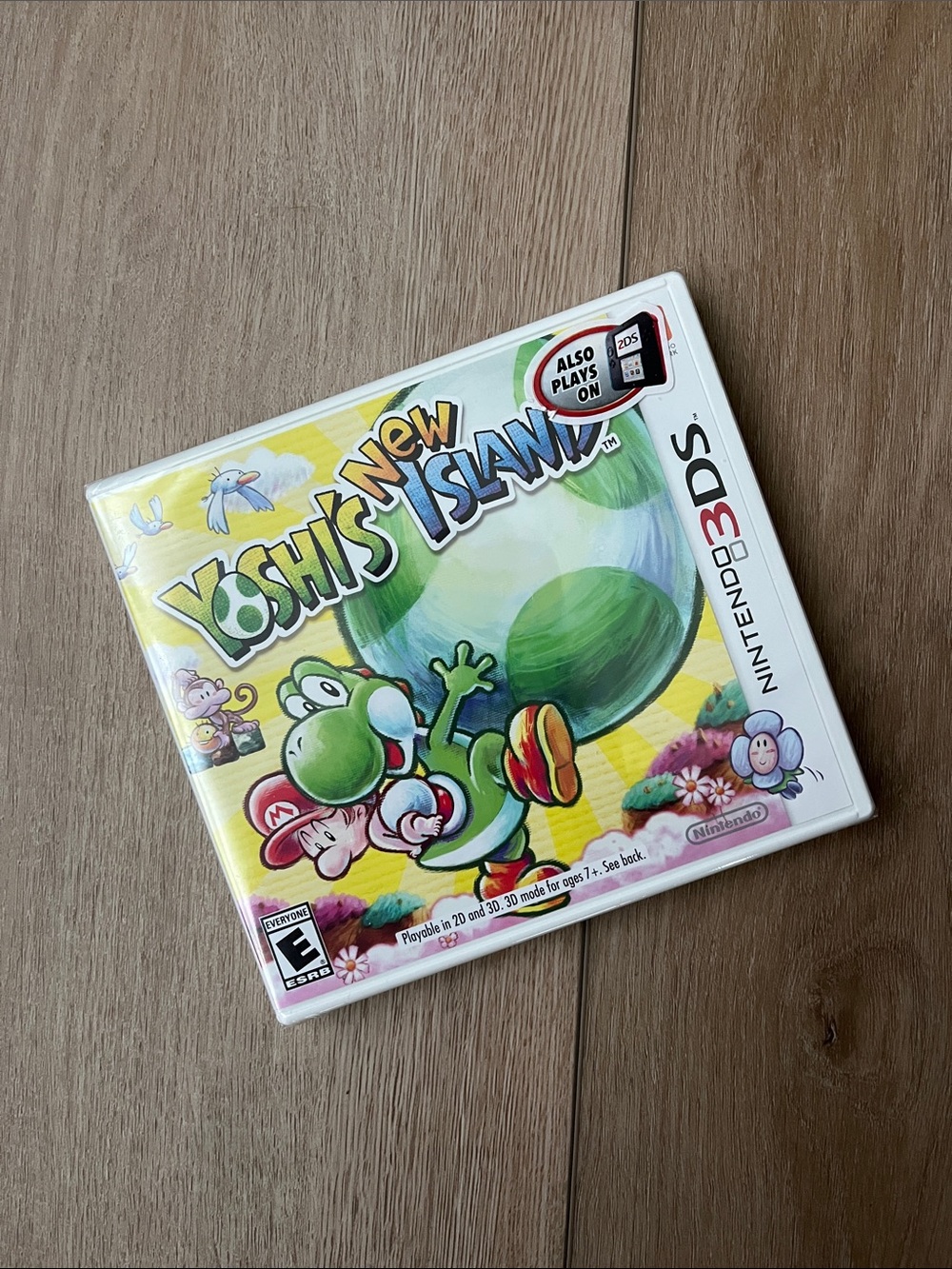Brand New Yoshi's New Island game for the Nintendo 3DS